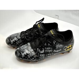 Phenom Batman Mens Soccer Cleats Size 7.5 Gray Black Yellow Lace Up Molded
